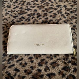 Olivia & Joy Wallet